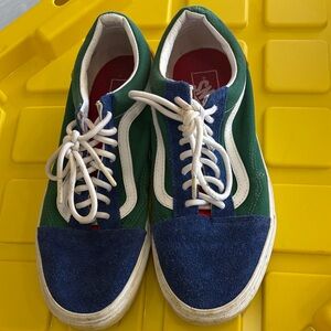 VANS Old Skool Yacht Club Size Mens 9 Woman’s Size 10.5
